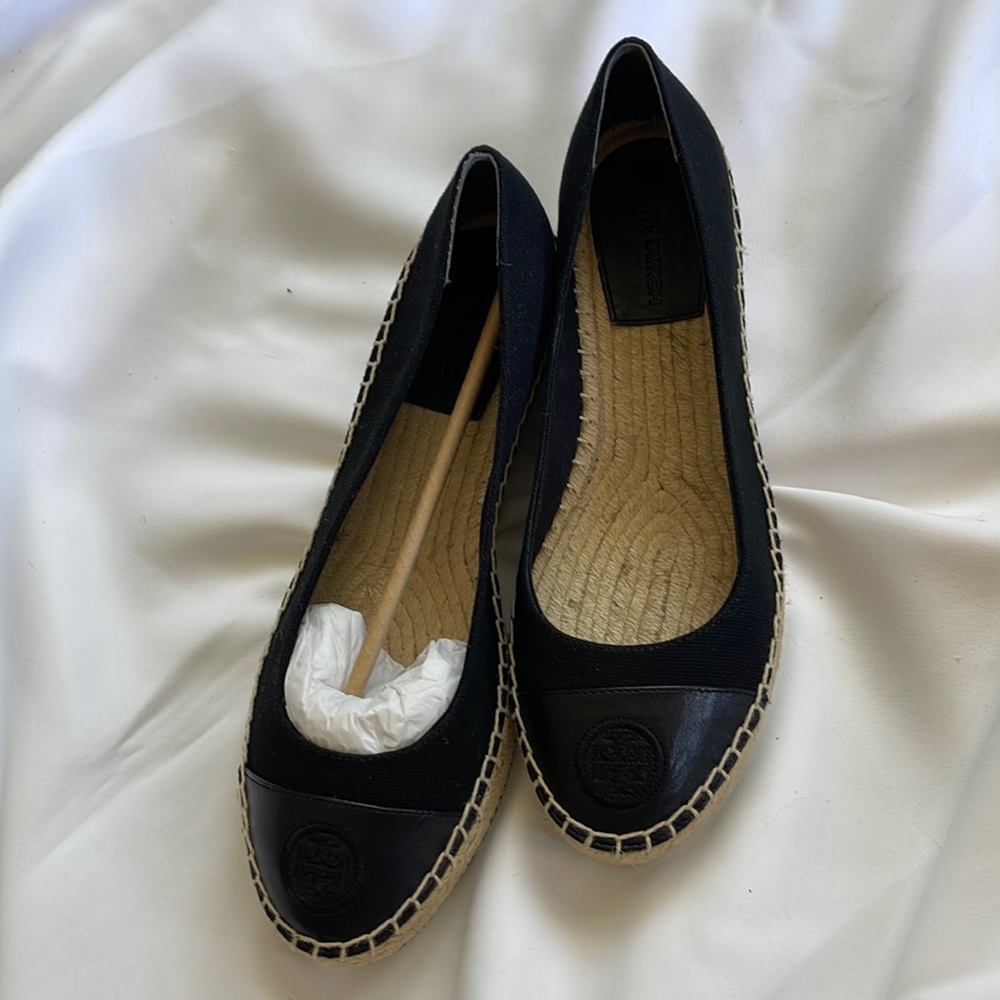 Tory Burch 9 1/2 Black Color Block 50 mm espadrilles. NWOB.